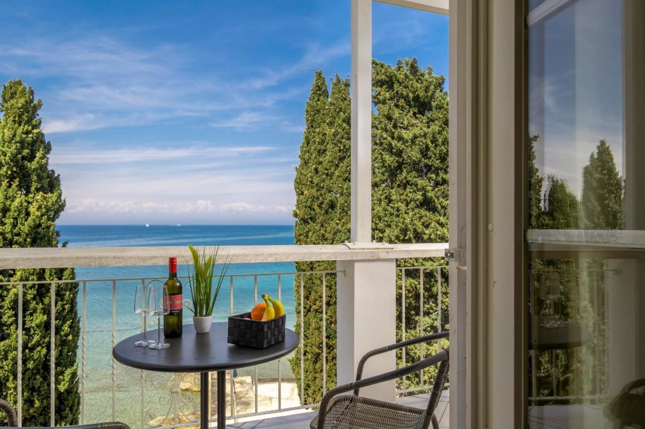 Villa Valdepian Apartments ซาวูดริยา ภายนอก รูปภาพ