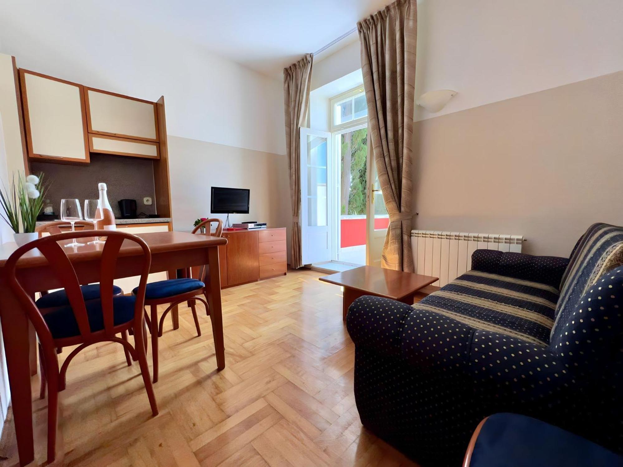 Villa Valdepian Apartments ซาวูดริยา ภายนอก รูปภาพ