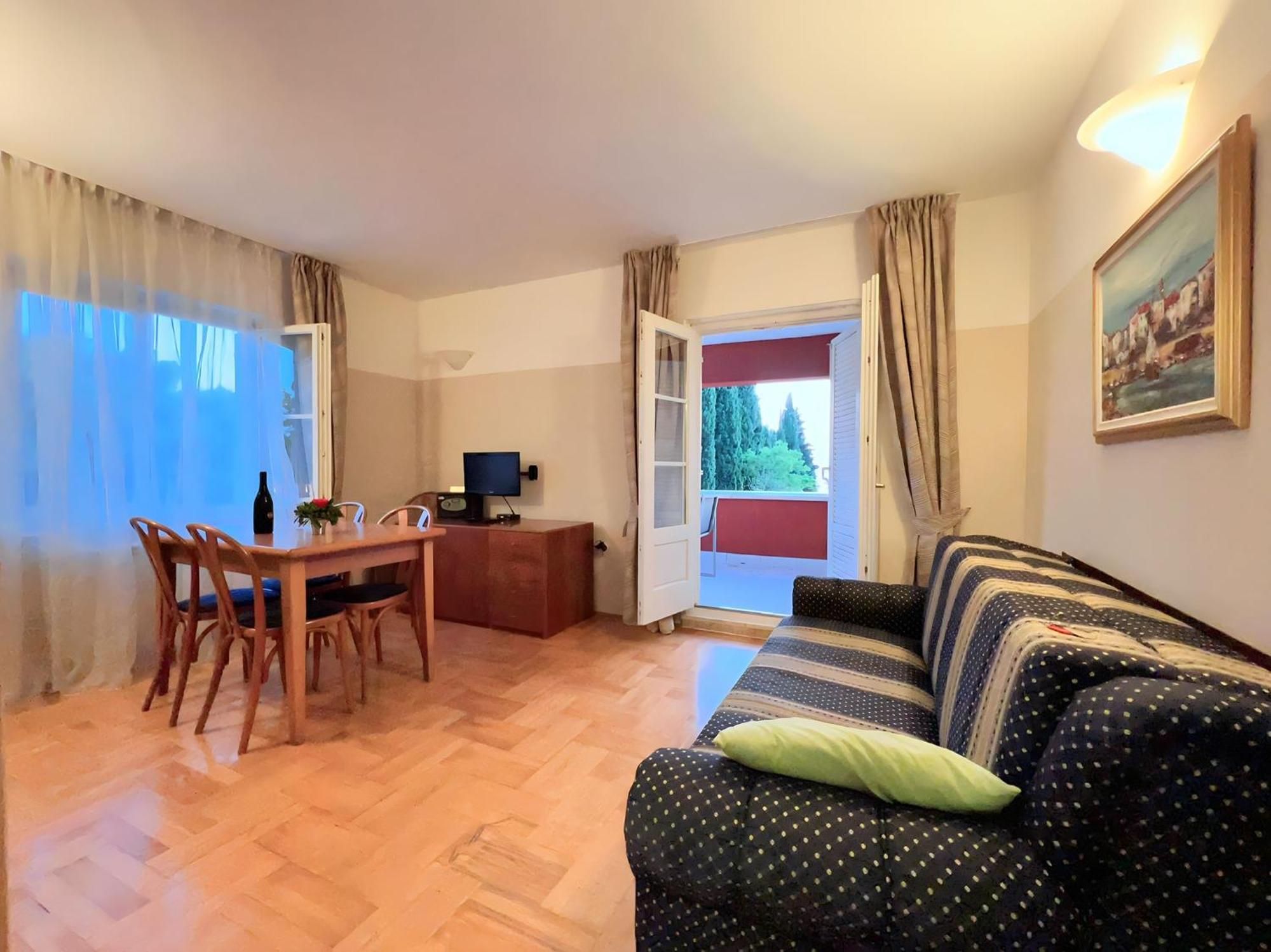 Villa Valdepian Apartments ซาวูดริยา ภายนอก รูปภาพ